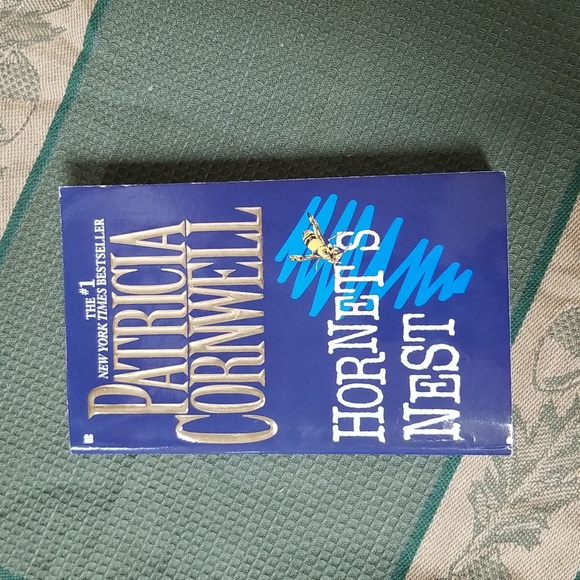 📚PATRICIA CORNWELL PAPERBACKS - Picture 4 of 9